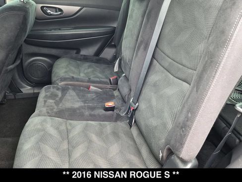 Used 2016 Nissan Rogue S w/ S Family Package FWD image 3