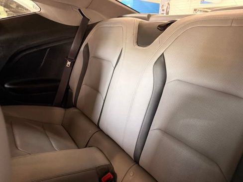 Used 2016 Chevrolet Camaro LT RWD image 19