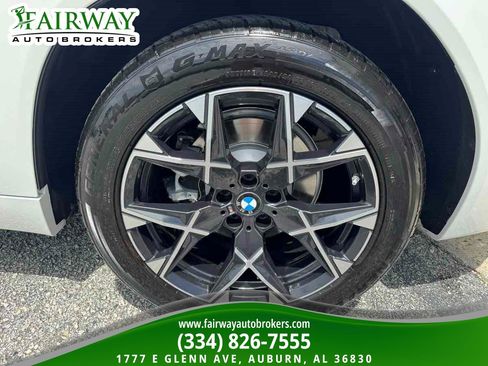 Used 2025 BMW X3 xDrive30i AWD/4WD image 32