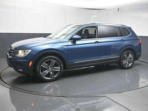 Used 2020 Volkswagen Tiguan SEL FWD image 4