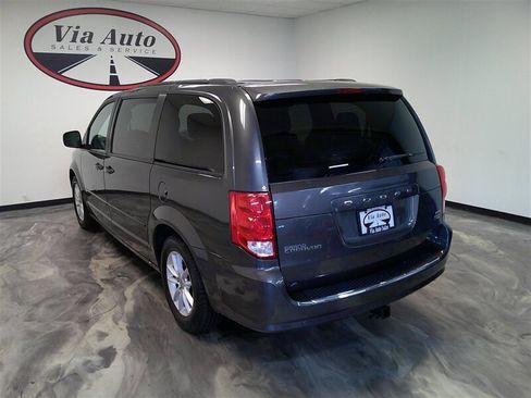 Used 2016 Dodge Grand Caravan SXT w/ Rear Park Assist Package image 9