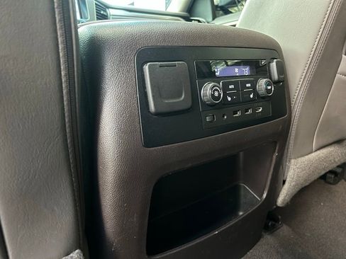 Used 2019 GMC Yukon XL Denali w/ Open Road Package image 21