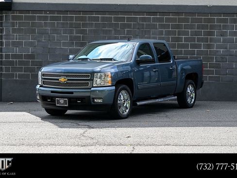 Used 2013 Chevrolet Silverado 1500 LTZ w/ LTZ Plus Package AWD/4WD image 1