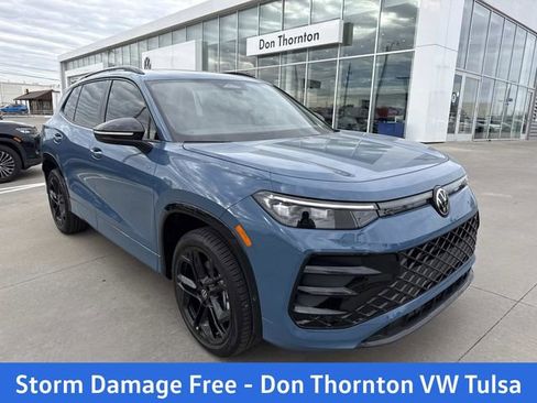 New 2026 Volkswagen Tiguan SE R-Line AWD/4WD image 1