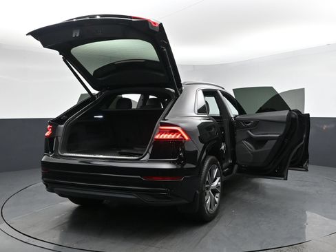 Used 2021 Audi Q8 Premium w/ Black Optic Package AWD/4WD image 35