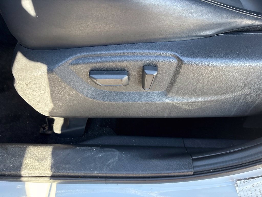 Used 2025 Mitsubishi Eclipse Cross AWD image 17