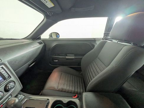 Used 2014 Dodge Challenger R/T w/ Sound Group II image 28