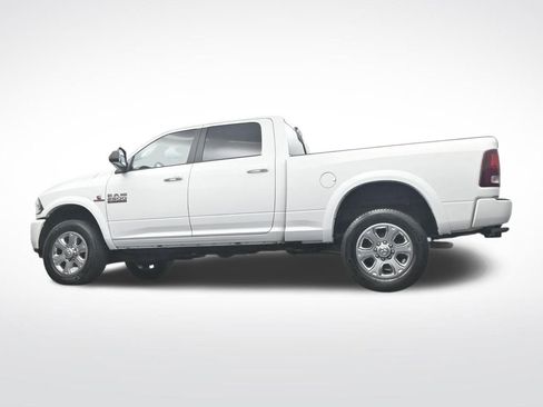 Used 2018 RAM 2500 Laramie w/ Sport Appearance Group AWD/4WD image 38