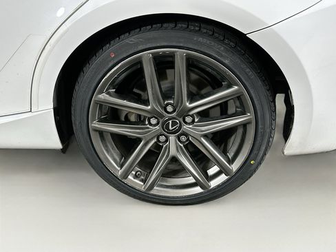Used 2017 Lexus IS 300 F Sport w/ F Sport Package image 11