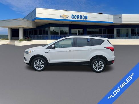 Used 2019 Ford Escape SEL AWD/4WD image 2