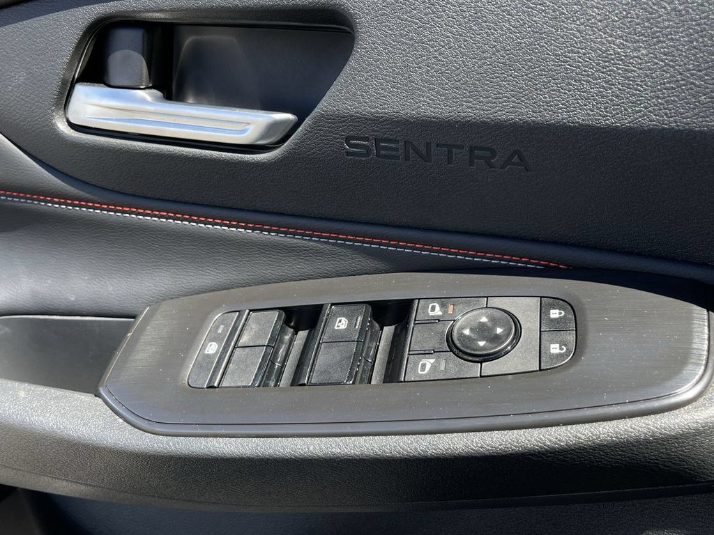 Used 2026 Nissan Sentra SR w/ Floor Mat Package FWD image 22