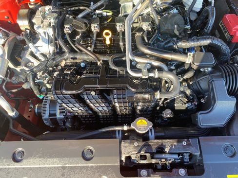 Used 2022 Nissan Altima 2.5 SR image 18