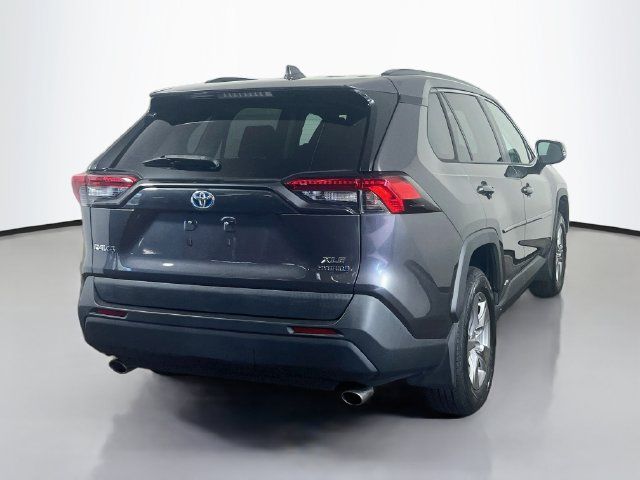 Used 2022 Toyota RAV4 XLE w/ Convenience Package AWD/4WD image 22