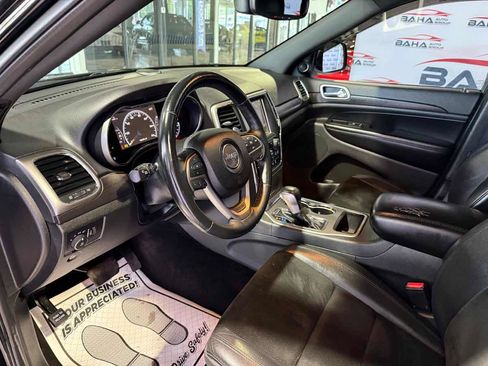 Used 2017 Jeep Grand Cherokee Altitude AWD/4WD image 31