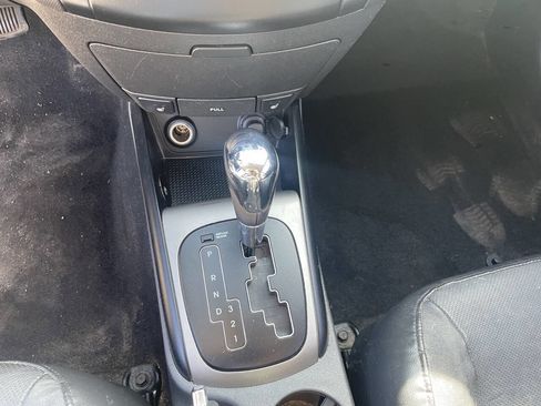 Used 2011 Hyundai Elantra image 12