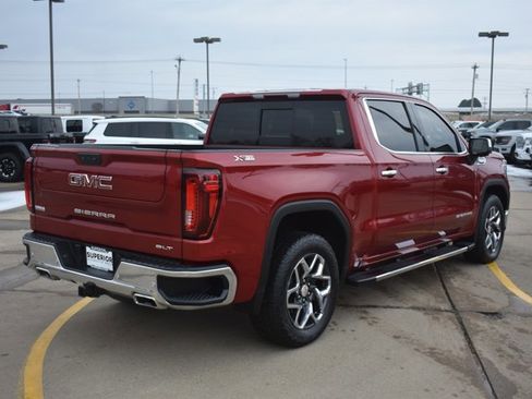 Used 2023 GMC Sierra 1500 SLT image 5
