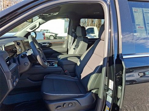 New 2026 Chevrolet Tahoe Premier image 6