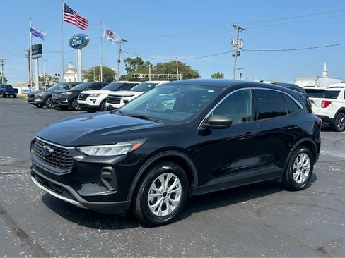 Used 2024 Ford Escape Active FWD image 2
