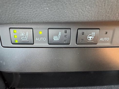 Used 2025 Lexus ES 300h F Sport FWD image 19