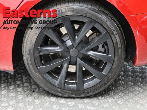 Used 2019 Tesla Model 3 Standard Range image 8