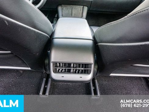 Used 2023 Tesla Model 3 Standard Range image 31