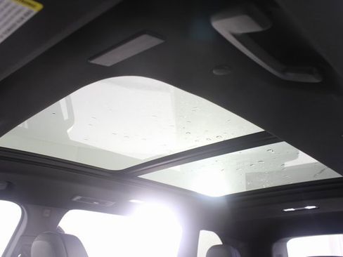 New 2026 GMC Acadia AT4 w/ Luxury Package image 11