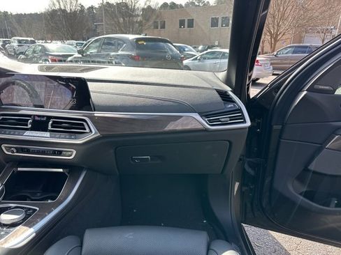 Used 2023 BMW X5 sDrive40i w/ M Sport Package image 17