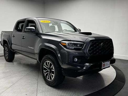 Used 2023 Toyota Tacoma TRD Sport AWD/4WD image 43