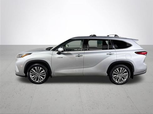 Used 2021 Toyota Highlander Platinum AWD/4WD image 9