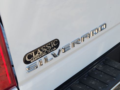 New 2026 Chevrolet Silverado 2500 W/T image 9