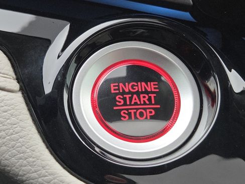 New 2026 Honda Odyssey Touring image 10