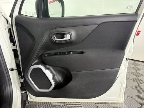 Used 2018 Jeep Renegade Sport w/ Power & Air Group AWD/4WD image 35