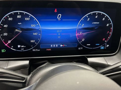 New 2026 Mercedes-Benz GLC 300 image 30