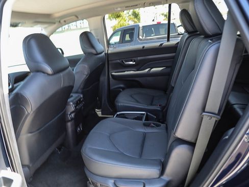 Certified 2026 Toyota Grand Highlander AWD image 18
