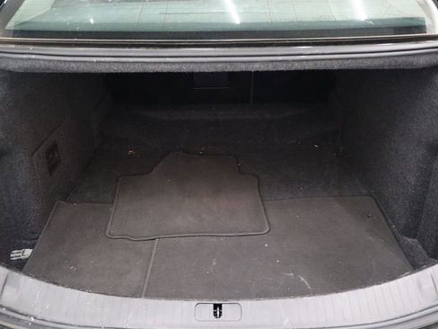 Used 2018 Cadillac XTS Luxury image 24