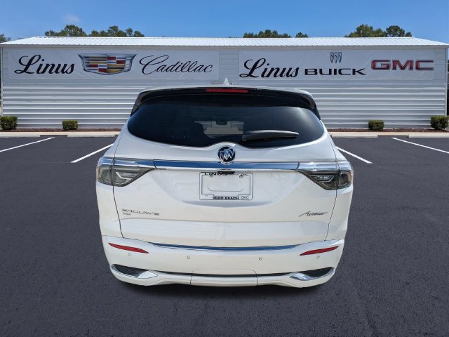 Used 2023 Buick Enclave Avenir w/ Avenir Technology Package AWD/4WD image 5