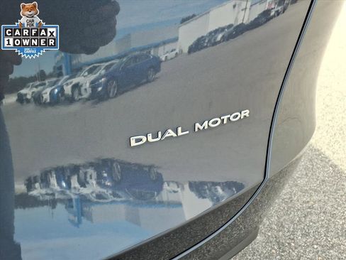 Used 2023 Tesla Model Y Long Range image 9