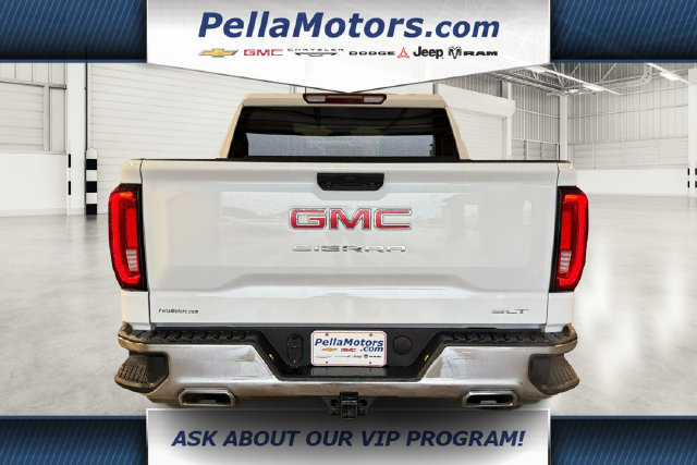 Used 2023 GMC Sierra 1500 SLT w/ X31 Off-Road Package AWD/4WD image 4