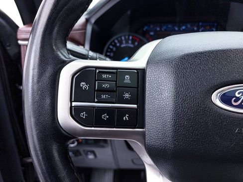 Used 2023 Ford Expedition Limited AWD/4WD image 32