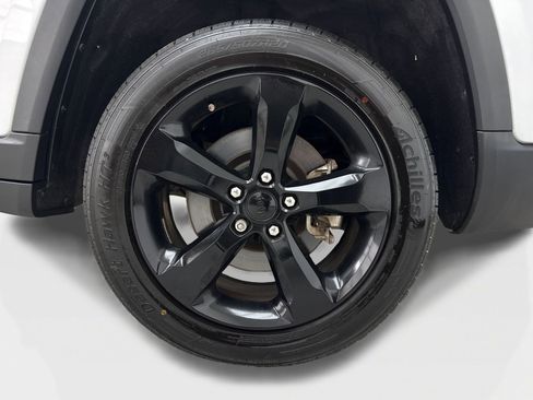 Used 2021 Jeep Grand Cherokee L Laredo RWD image 52
