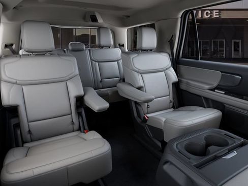 New 2027 Ford Expedition Active RWD image 11