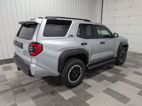 Used 2025 Toyota 4Runner TRD Off-Road AWD/4WD image 4