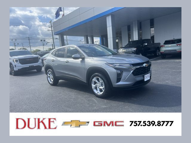 New 2026 Chevrolet Trax LS w/ LS Convenience Package FWD image 1