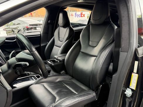 Used 2016 Tesla Model X Performance image 26