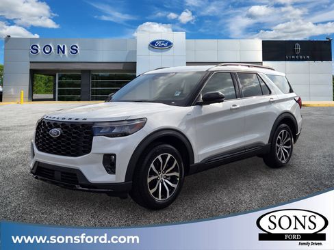New 2026 Ford Explorer ST-Line image 1