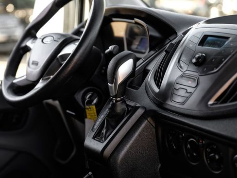 Used 2015 Ford Transit 250 148 Medium Roof image 17