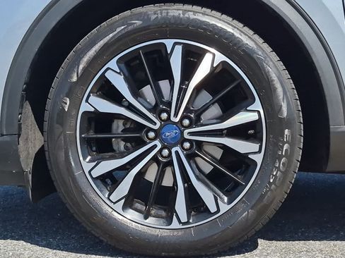 Used 2022 Ford Escape SE w/ SE Sport Appearance Package FWD image 6