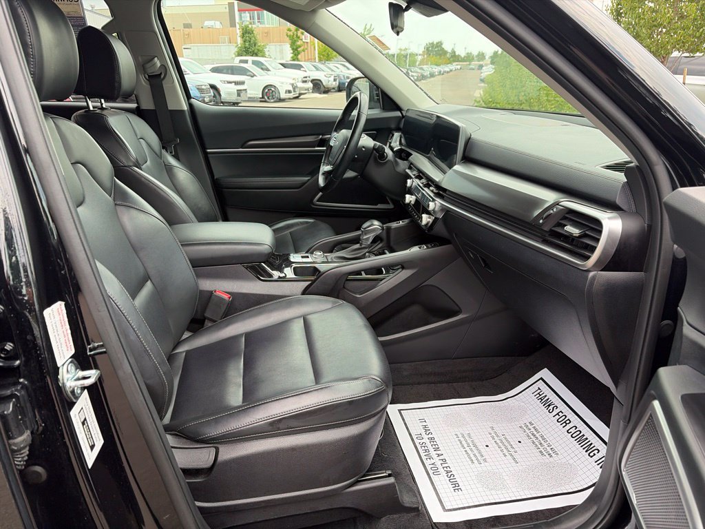 Used 2025 Kia Telluride S AWD/4WD image 12