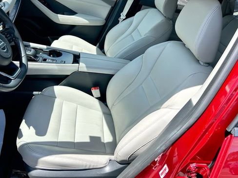 Certified 2021 Nissan Rogue SL w/ Premium Package FWD image 16
