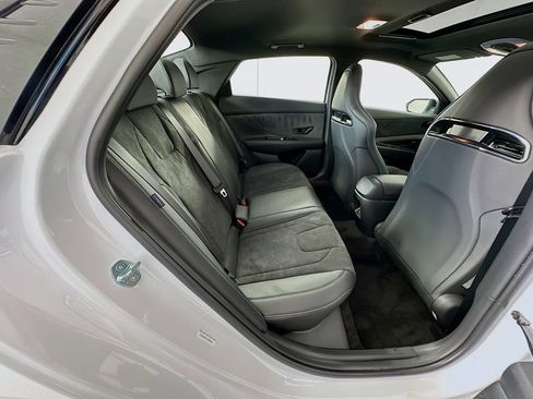 Certified 2026 Hyundai Elantra N FWD image 26
